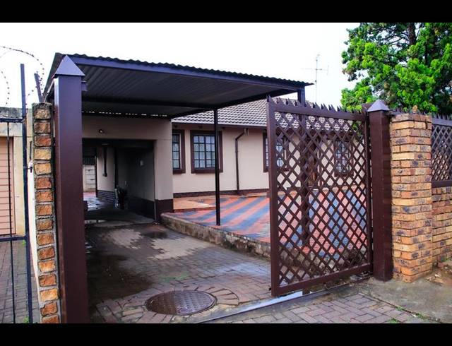 3 BEDROOM PROPERTY TO RENT IN ELANDSPOORT